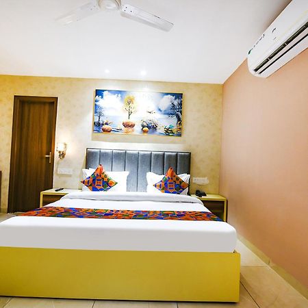 Fabhotel Supreme Suites Ludhiana Eksteriør billede