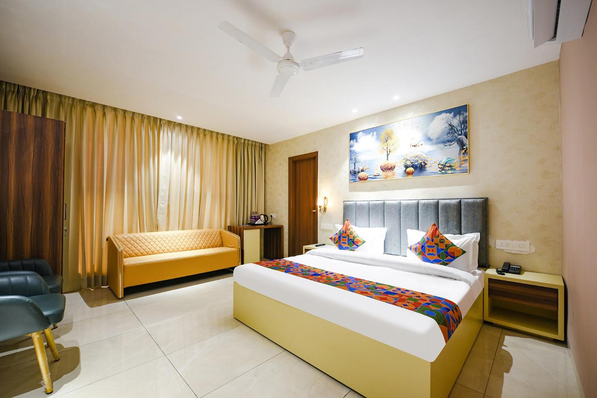 Fabhotel Supreme Suites Ludhiana Eksteriør billede