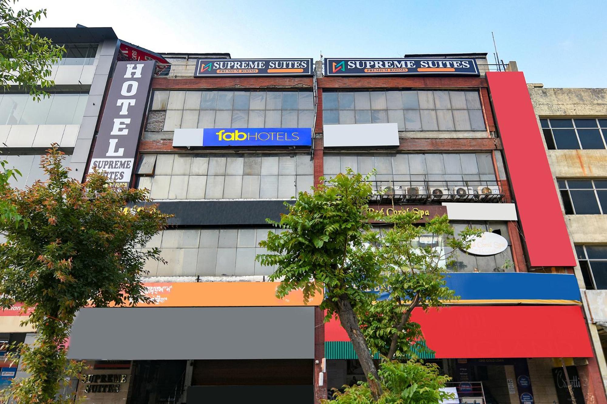 Fabhotel Supreme Suites Ludhiana Eksteriør billede