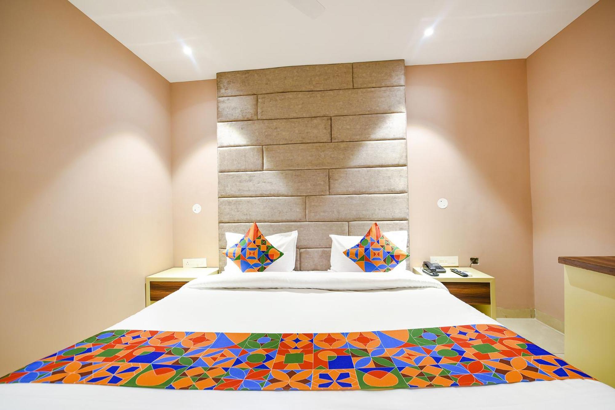 Fabhotel Supreme Suites Ludhiana Eksteriør billede