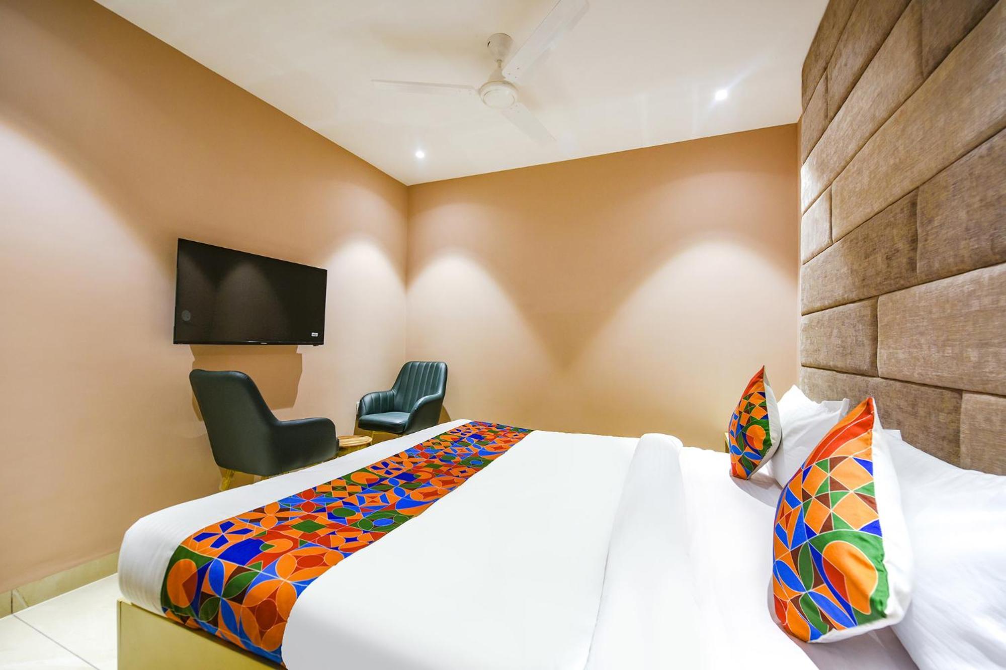 Fabhotel Supreme Suites Ludhiana Eksteriør billede